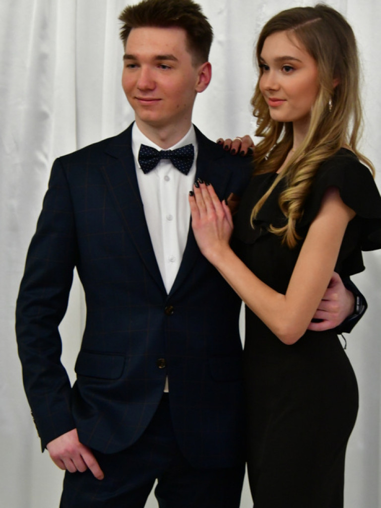 Studniówka uczniów biłgorajskiego Elektryka (FOTO, VIDEO)