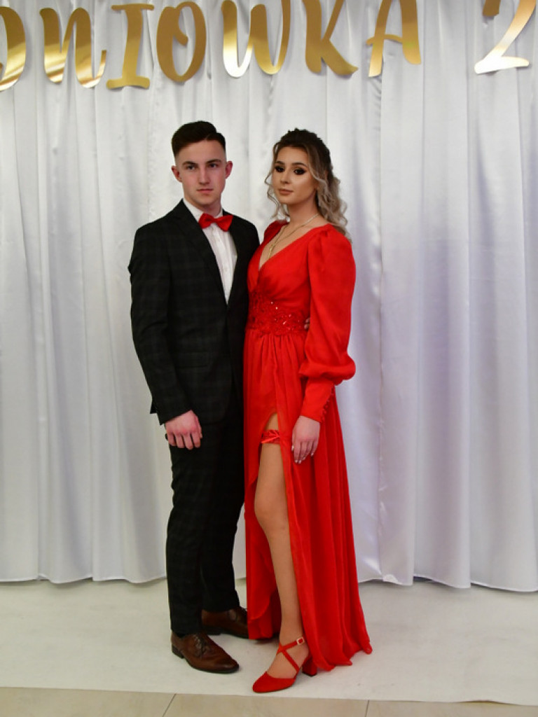 Studniówka uczniów biłgorajskiego Elektryka (FOTO, VIDEO)