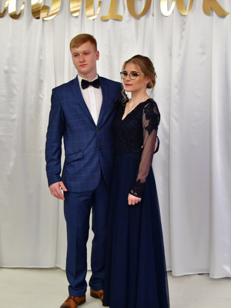 Studniówka uczniów biłgorajskiego Elektryka (FOTO, VIDEO)