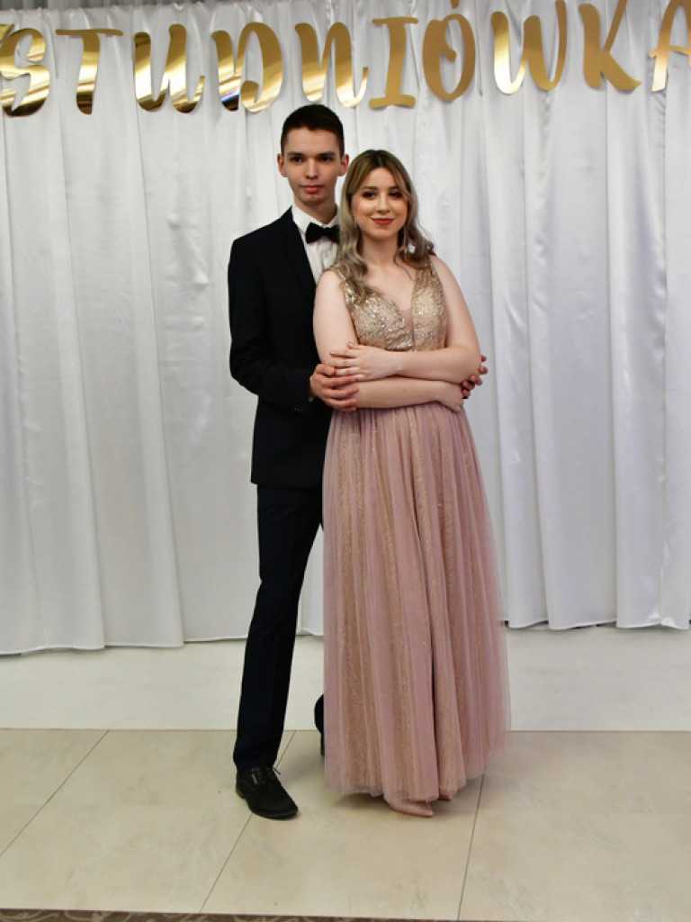 Studniówka uczniów biłgorajskiego Elektryka (FOTO, VIDEO)