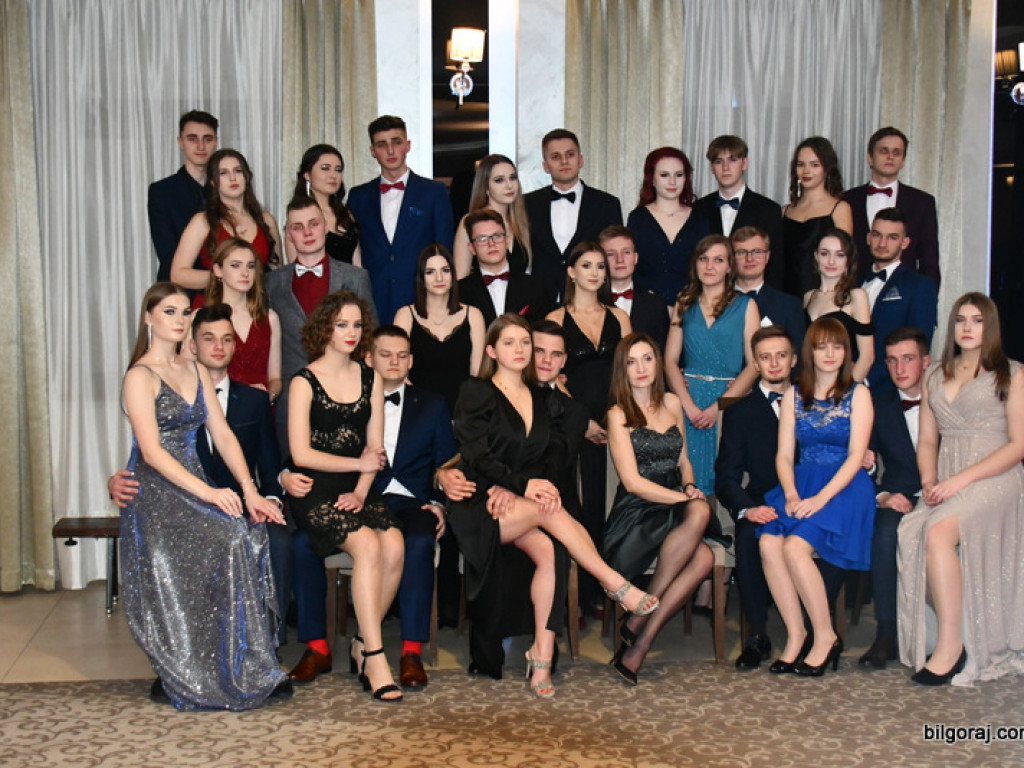 Studniówka uczniów biłgorajskiego Elektryka (FOTO, VIDEO)