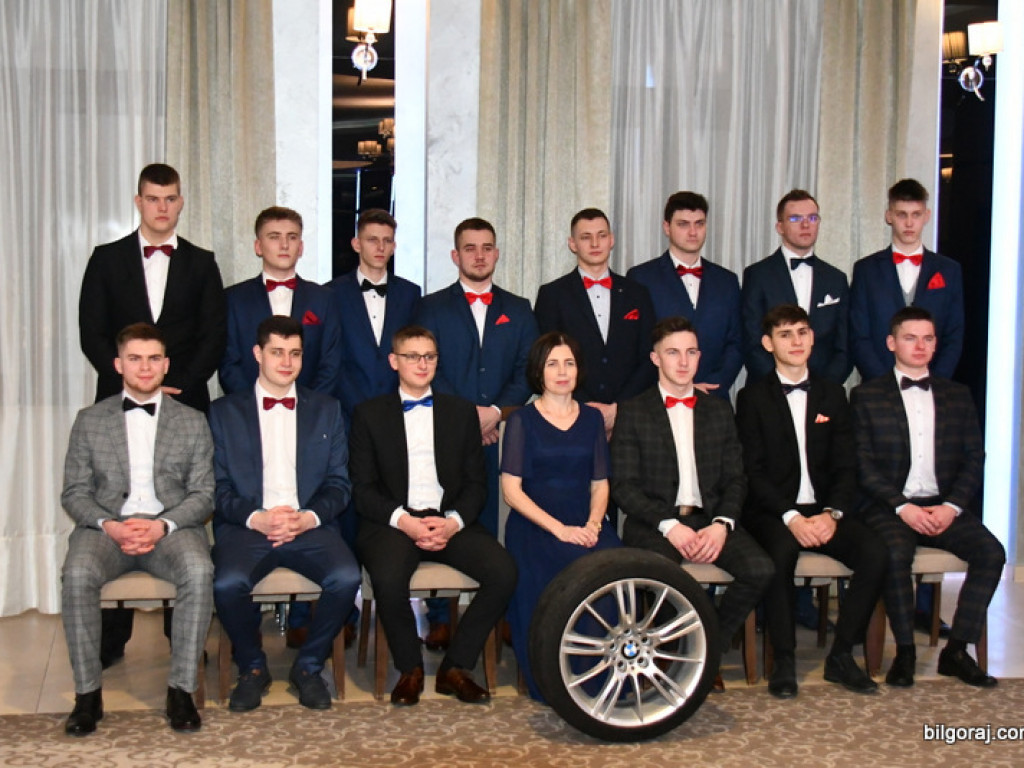 Studniówka uczniów biłgorajskiego Elektryka (FOTO, VIDEO)