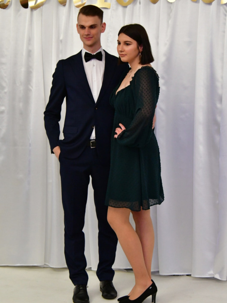 Studniówka uczniów biłgorajskiego Elektryka (FOTO, VIDEO)