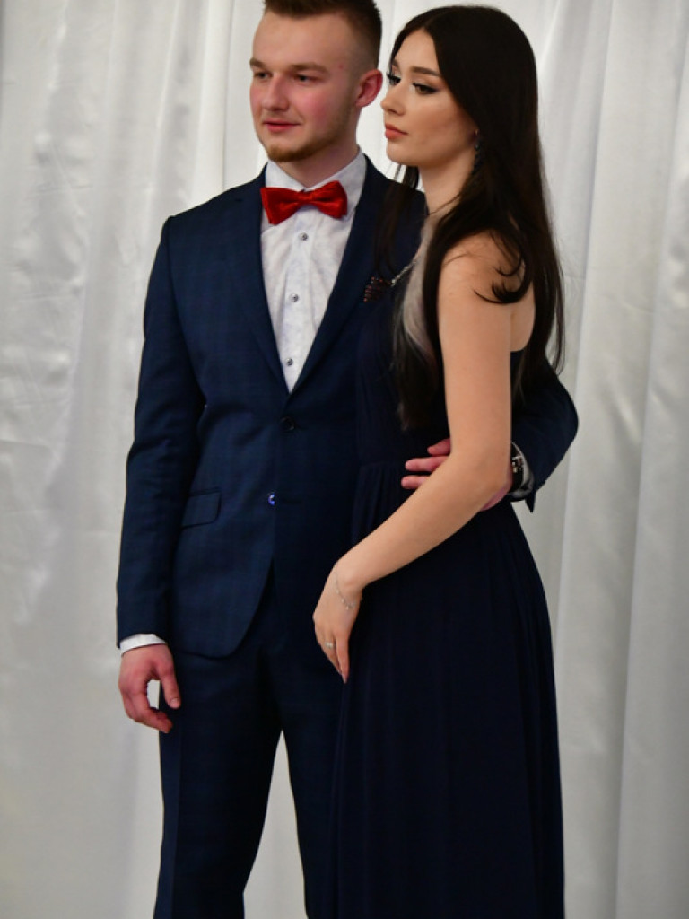 Studniówka uczniów biłgorajskiego Elektryka (FOTO, VIDEO)