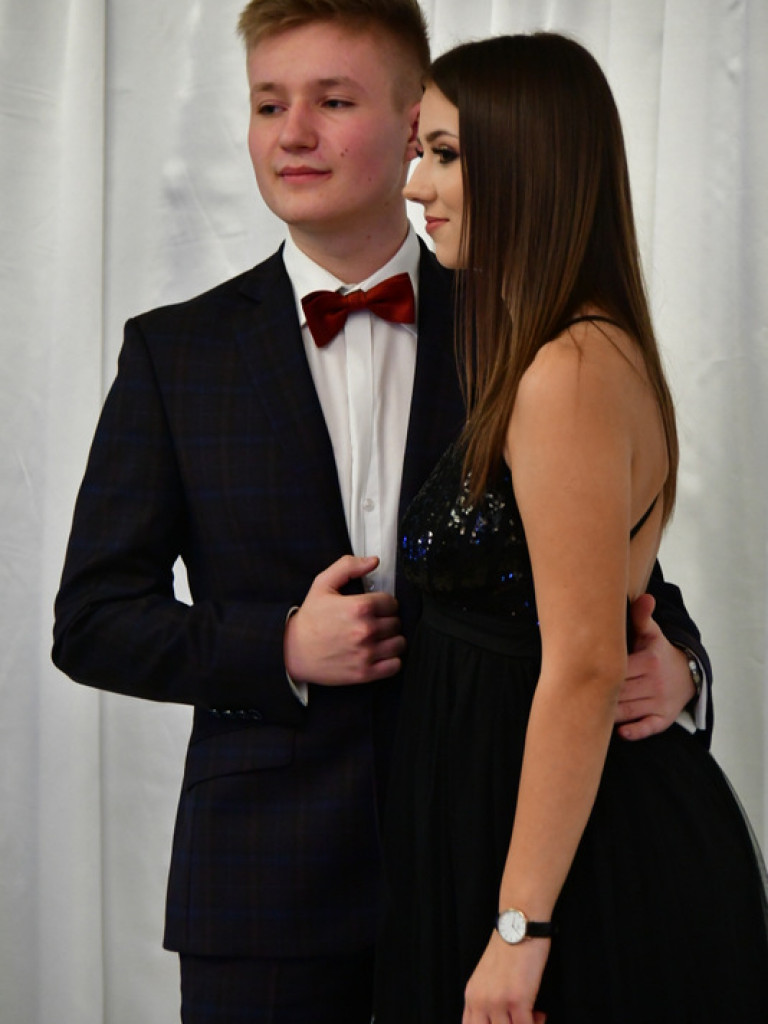 Studniówka uczniów biłgorajskiego Elektryka (FOTO, VIDEO)