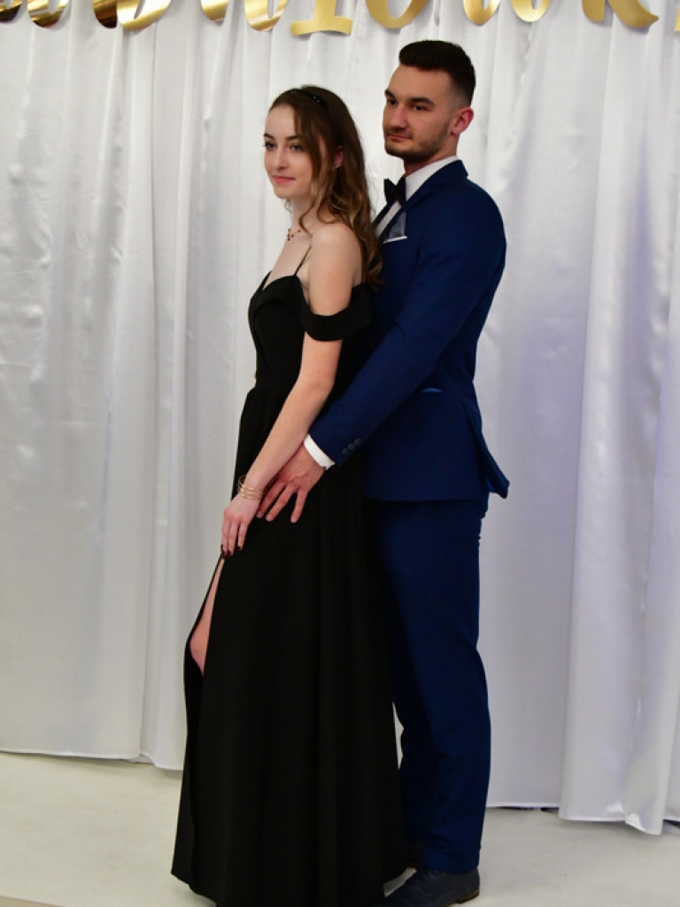 Studniówka uczniów biłgorajskiego Elektryka (FOTO, VIDEO)