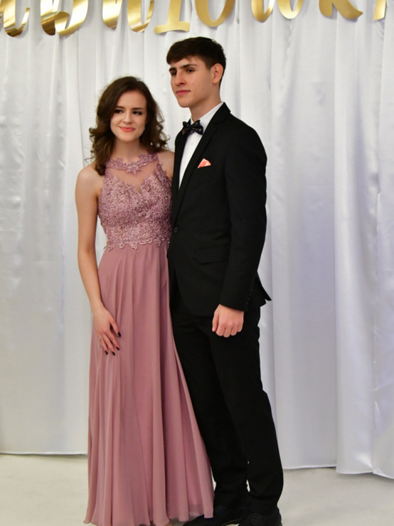 Studniówka uczniów biłgorajskiego Elektryka (FOTO, VIDEO)