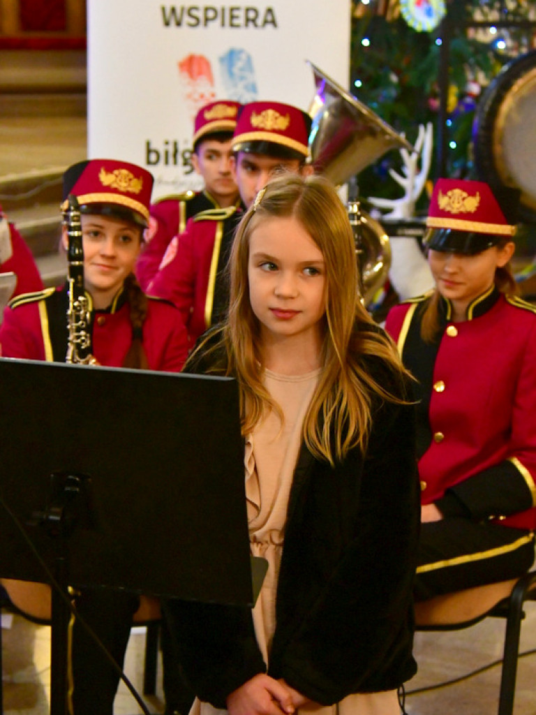 Koncert kolęd w wykonaniu Orkiestry Dętej z Majdanu Sieniawskiego (FOTO)