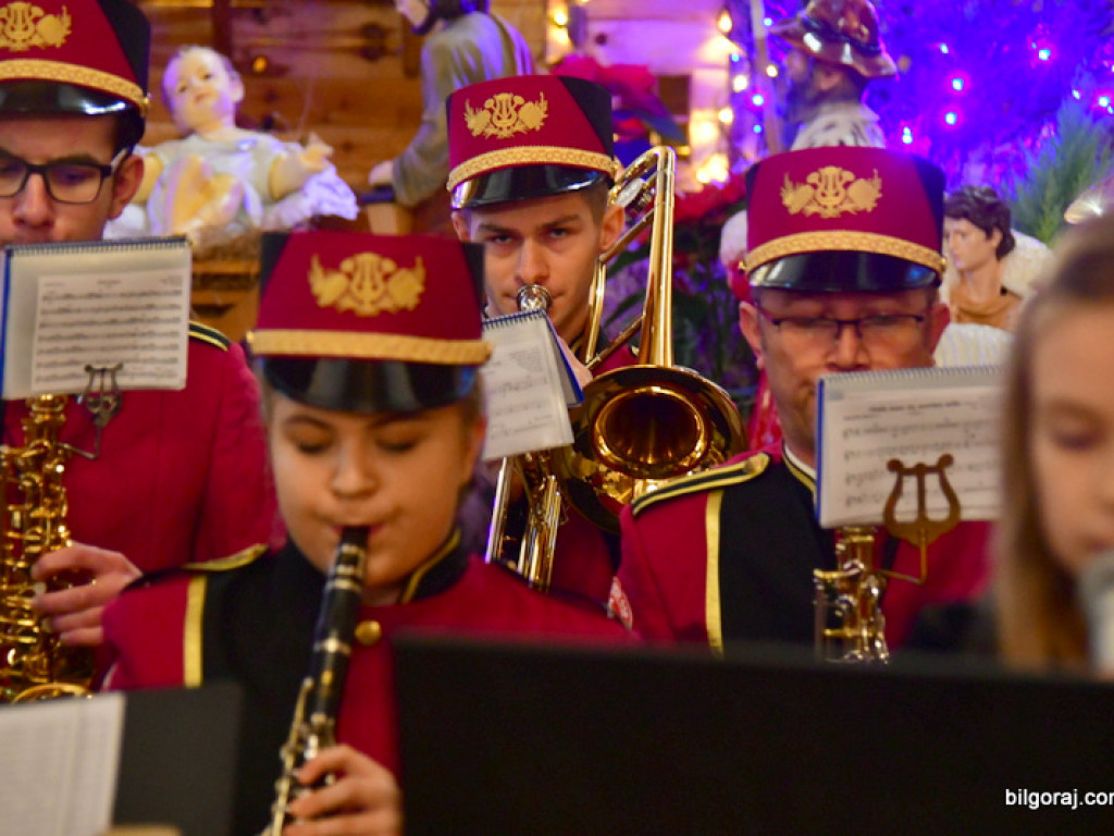 Koncert kolęd w wykonaniu Orkiestry Dętej z Majdanu Sieniawskiego (FOTO)