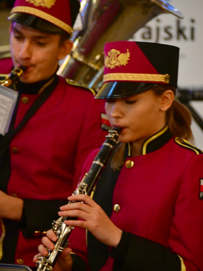 Koncert kolęd w wykonaniu Orkiestry Dętej z Majdanu Sieniawskiego (FOTO)