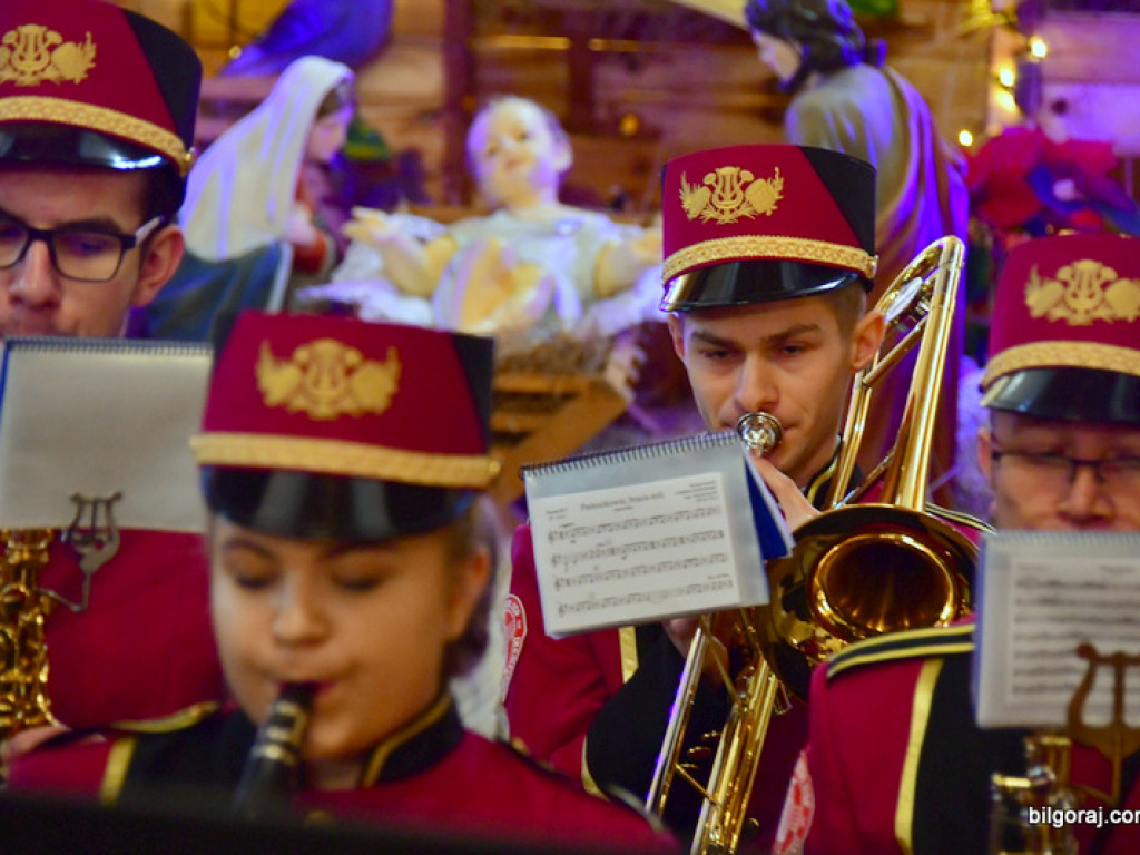 Koncert kolęd w wykonaniu Orkiestry Dętej z Majdanu Sieniawskiego (FOTO)