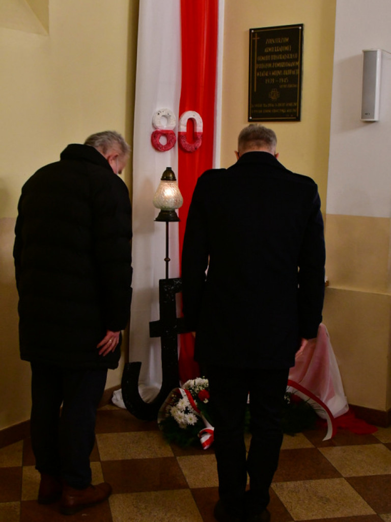 Z miłości do Ojczyzny i z umiłowania wolności. Biłgorajskie obchody 80. rocznicy powstania Armii Krajowej (FOTO)