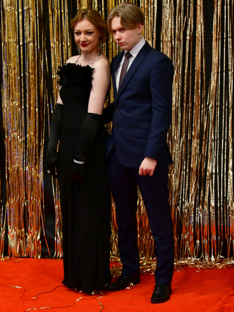 Bal maturalny uczniów biłgorajskiego ONZ-tu (FOTO, VIDEO)