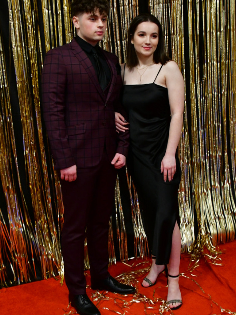 Bal maturalny uczniów biłgorajskiego ONZ-tu (FOTO, VIDEO)