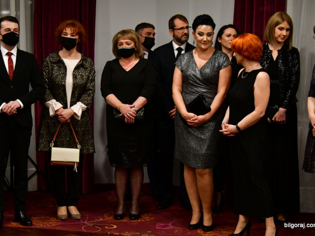 Bal maturalny uczniów biłgorajskiego ONZ-tu (FOTO, VIDEO)