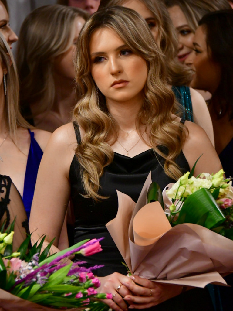 Bal maturalny uczniów biłgorajskiego ONZ-tu (FOTO, VIDEO)