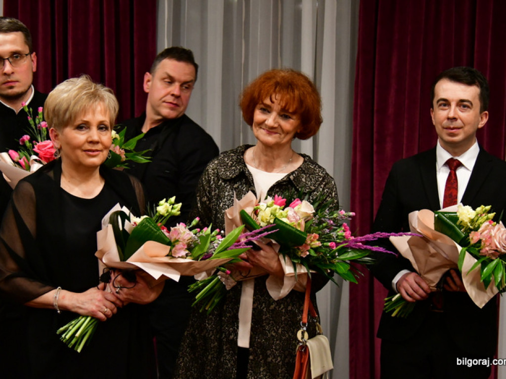 Bal maturalny uczniów biłgorajskiego ONZ-tu (FOTO, VIDEO)