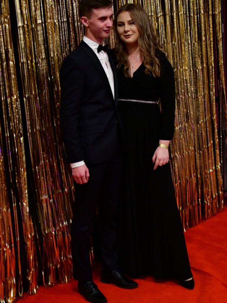 Bal maturalny uczniów biłgorajskiego ONZ-tu (FOTO, VIDEO)