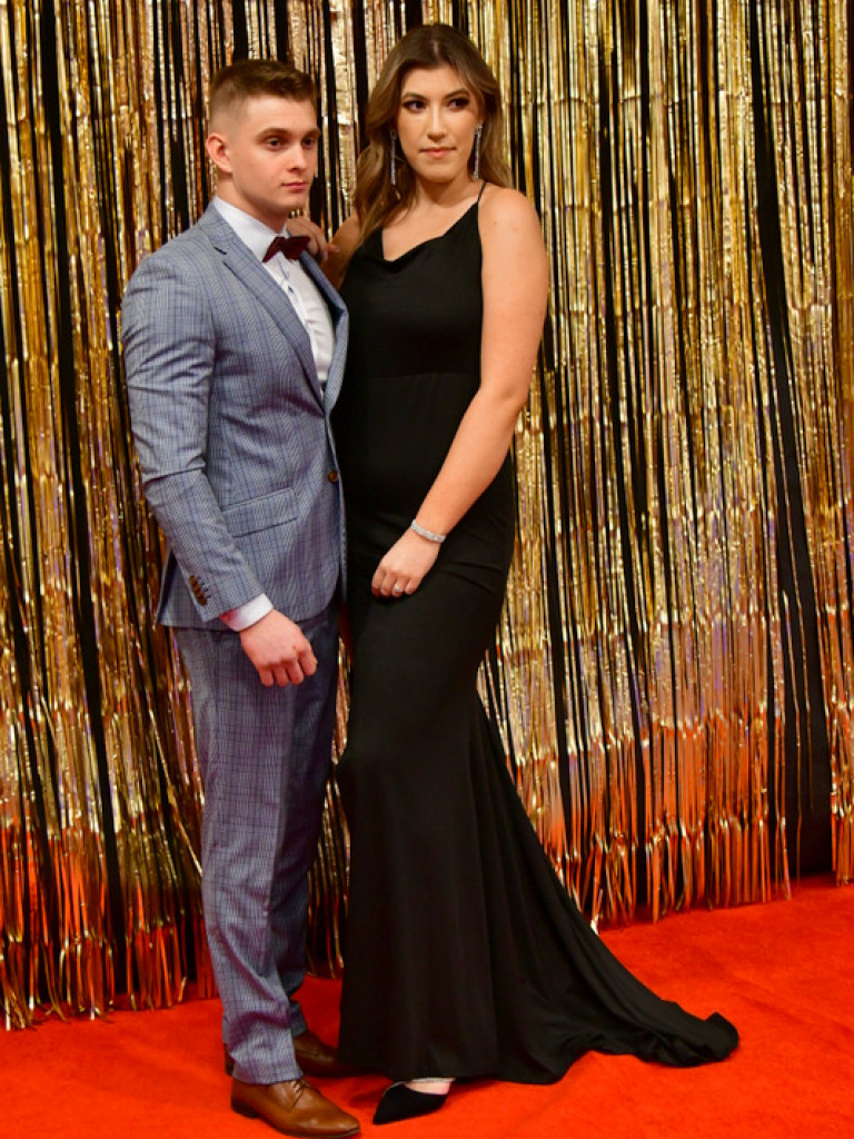 Bal maturalny uczniów biłgorajskiego ONZ-tu (FOTO, VIDEO)