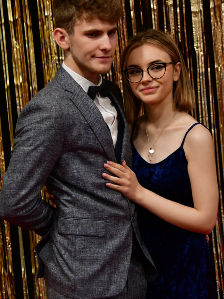 Bal maturalny uczniów biłgorajskiego ONZ-tu (FOTO, VIDEO)