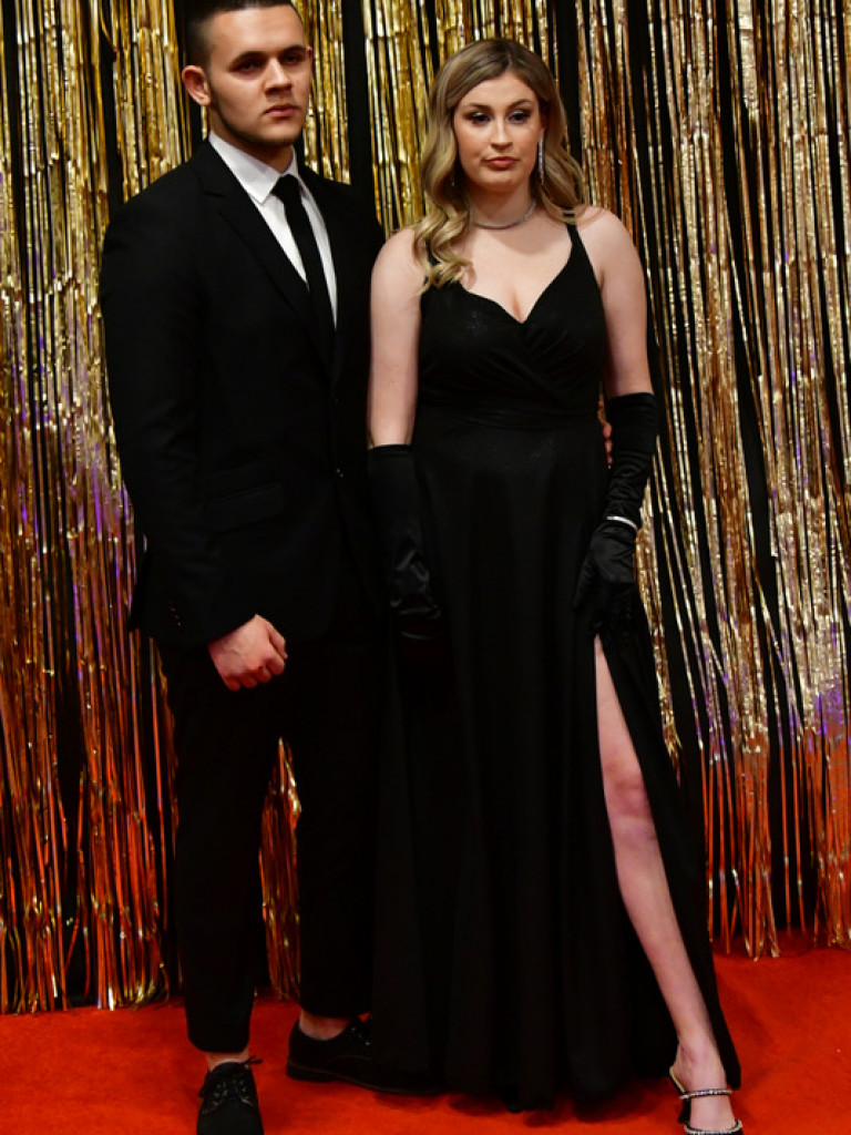 Bal maturalny uczniów biłgorajskiego ONZ-tu (FOTO, VIDEO)