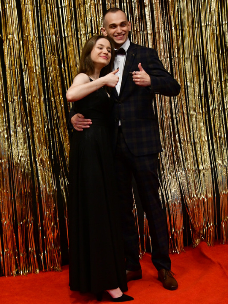 Bal maturalny uczniów biłgorajskiego ONZ-tu (FOTO, VIDEO)