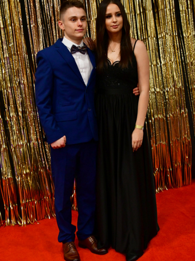 Bal maturalny uczniów biłgorajskiego ONZ-tu (FOTO, VIDEO)