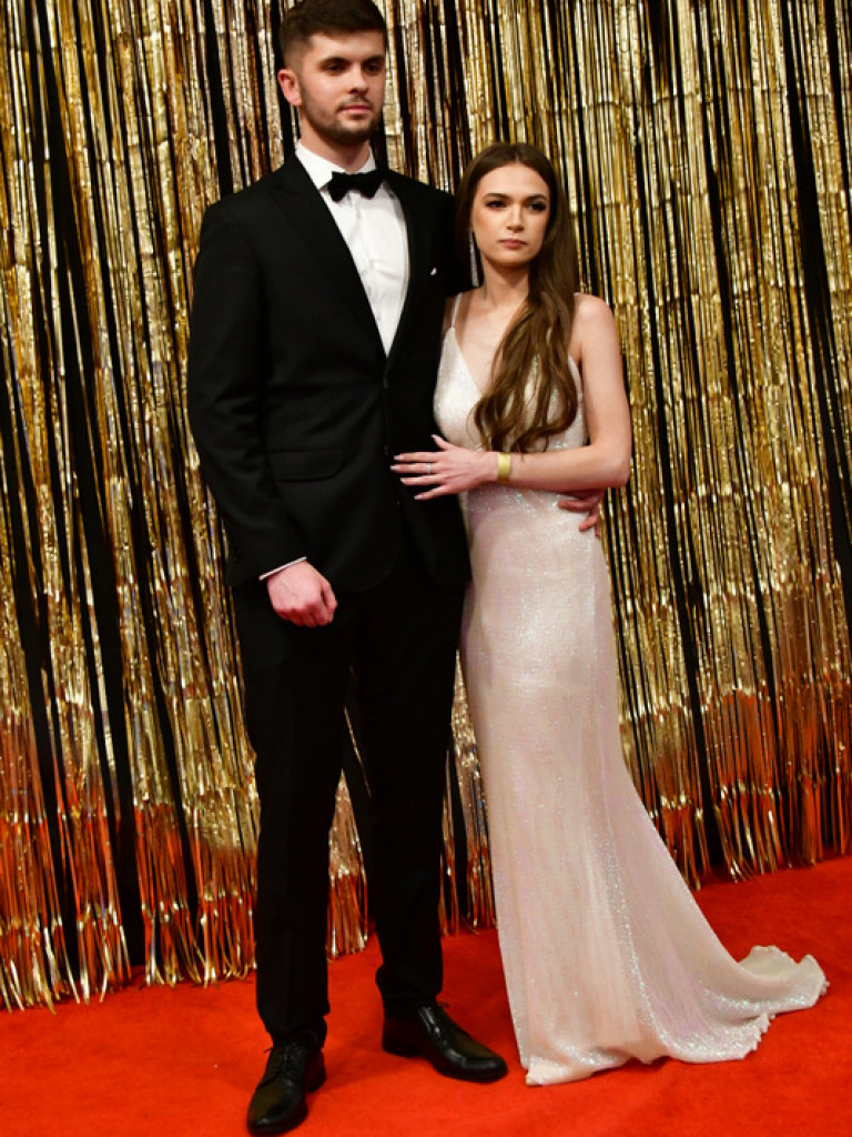 Bal maturalny uczniów biłgorajskiego ONZ-tu (FOTO, VIDEO)