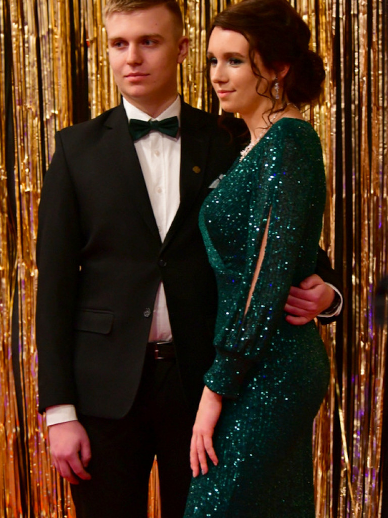 Bal maturalny uczniów biłgorajskiego ONZ-tu (FOTO, VIDEO)