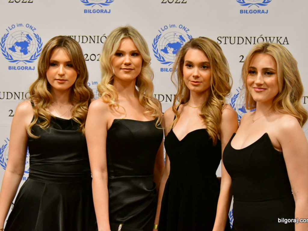 Bal maturalny uczniów biłgorajskiego ONZ-tu (FOTO, VIDEO)