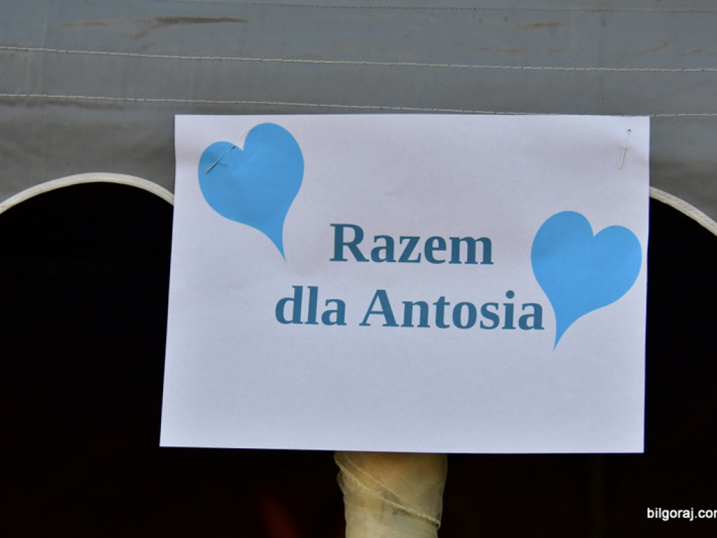 By pomóc w walce o zdrowie i życie 16-miesięcznego Antosia (FOTO)