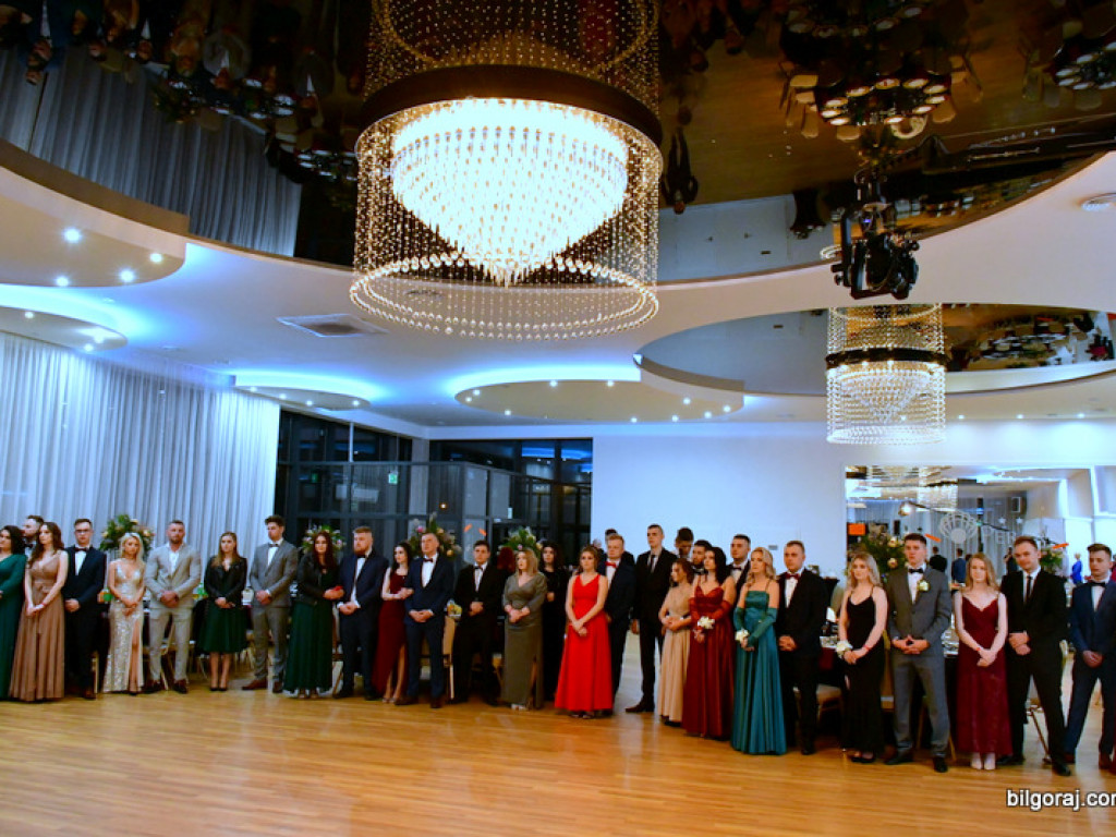 Studniówka uczniów ZSZiO (FOTO, VIDEO)