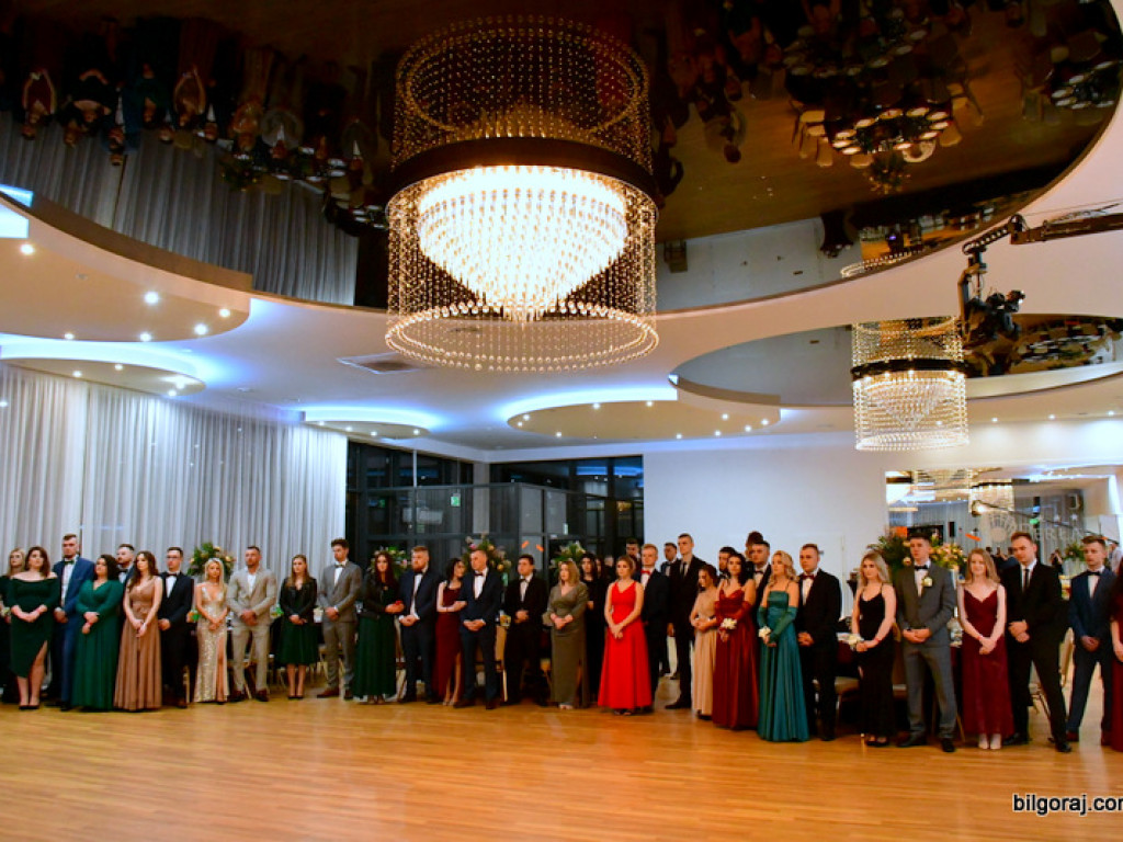 Studniówka uczniów ZSZiO (FOTO, VIDEO)