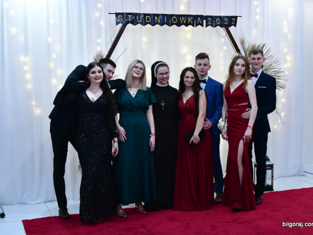 Studniówka uczniów ZSZiO (FOTO, VIDEO)