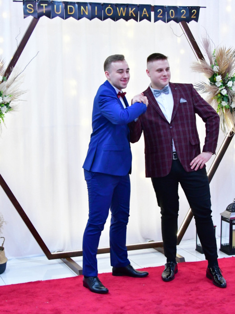 Studniówka uczniów ZSZiO (FOTO, VIDEO)