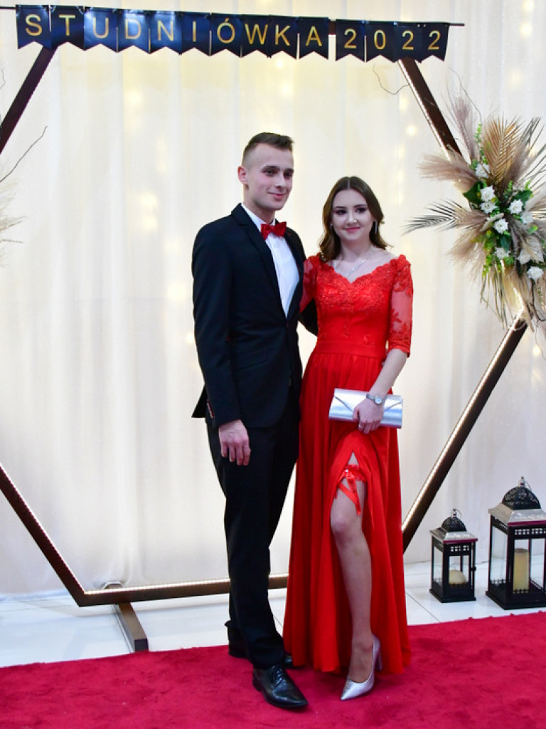 Studniówka uczniów ZSZiO (FOTO, VIDEO)