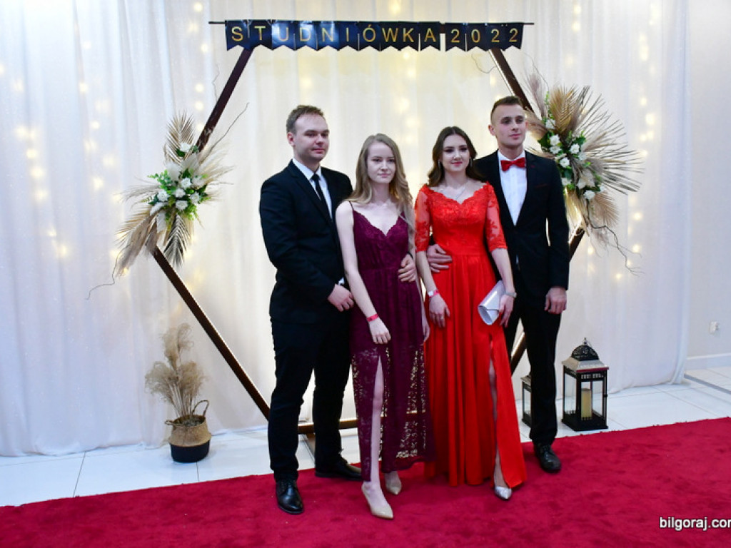 Studniówka uczniów ZSZiO (FOTO, VIDEO)