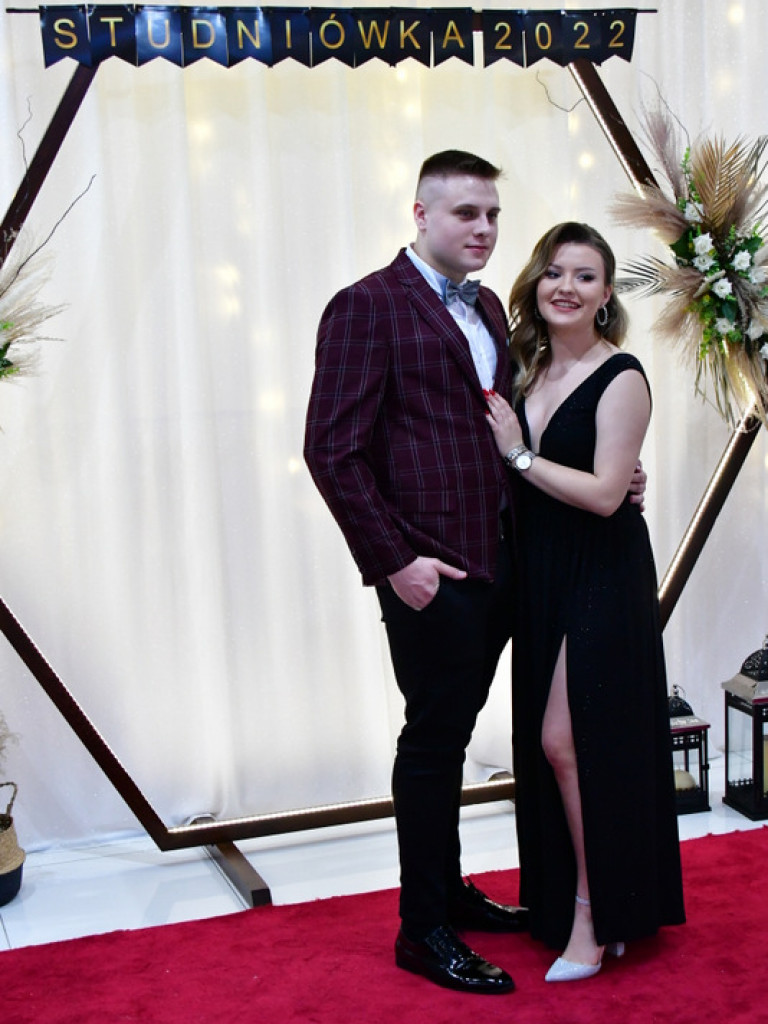 Studniówka uczniów ZSZiO (FOTO, VIDEO)