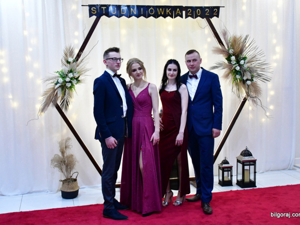 Studniówka uczniów ZSZiO (FOTO, VIDEO)