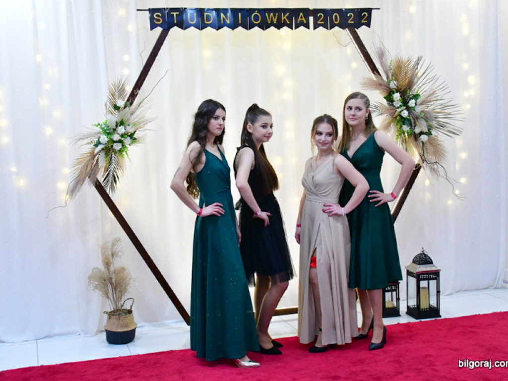 Studniówka uczniów ZSZiO (FOTO, VIDEO)