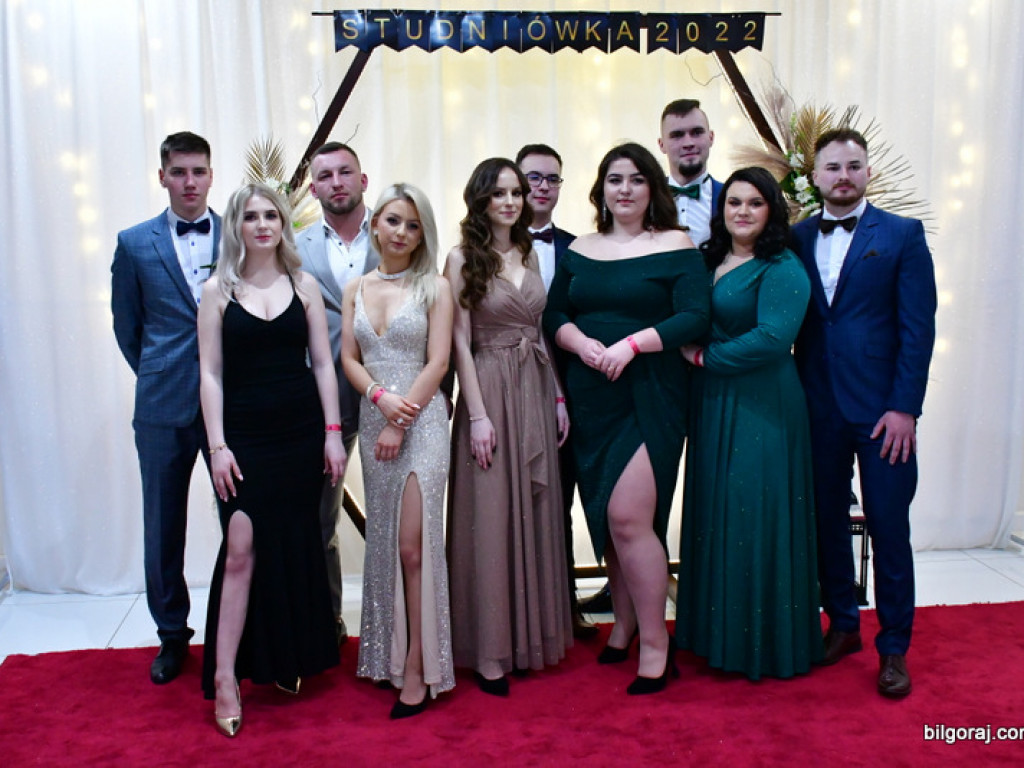 Studniówka uczniów ZSZiO (FOTO, VIDEO)