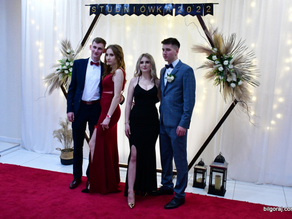 Studniówka uczniów ZSZiO (FOTO, VIDEO)