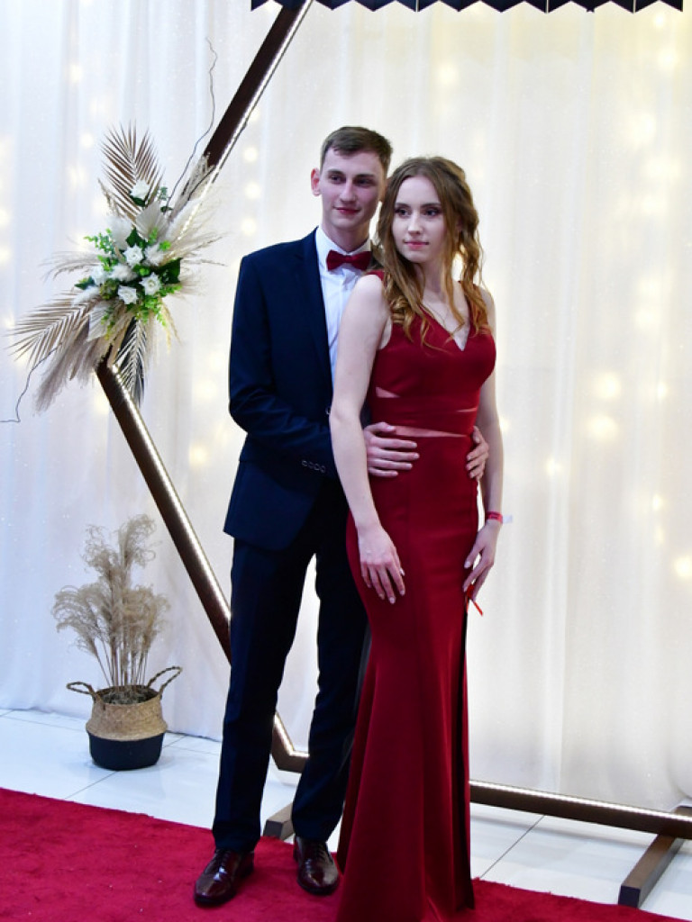 Studniówka uczniów ZSZiO (FOTO, VIDEO)