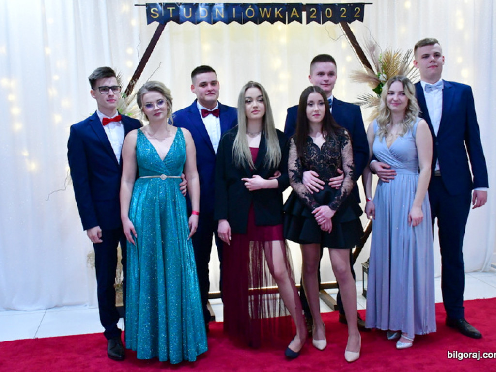 Studniówka uczniów ZSZiO (FOTO, VIDEO)