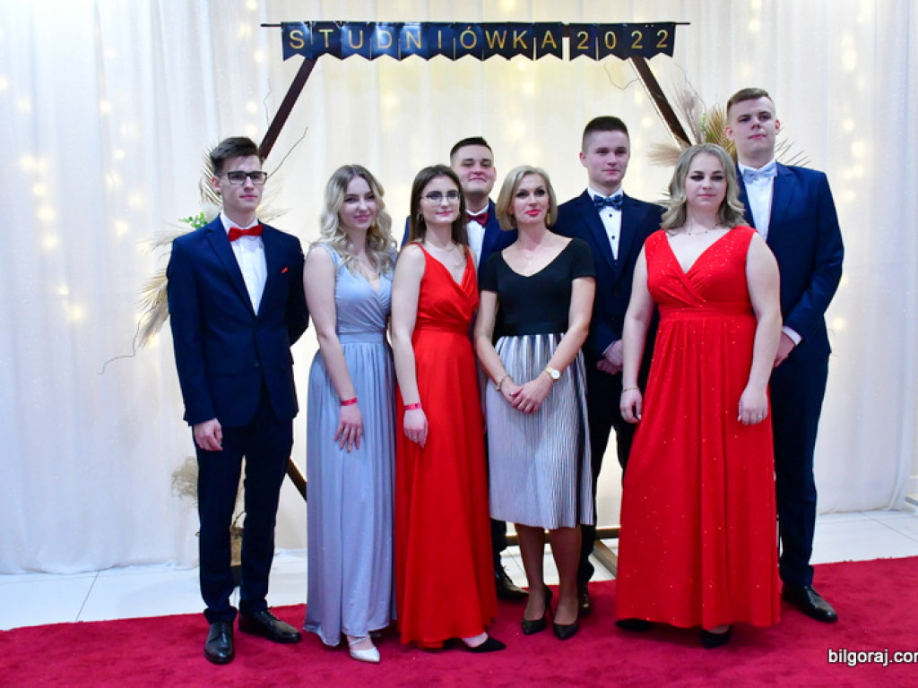 Studniówka uczniów ZSZiO (FOTO, VIDEO)