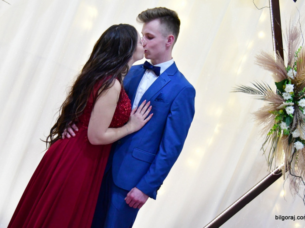 Studniówka uczniów ZSZiO (FOTO, VIDEO)