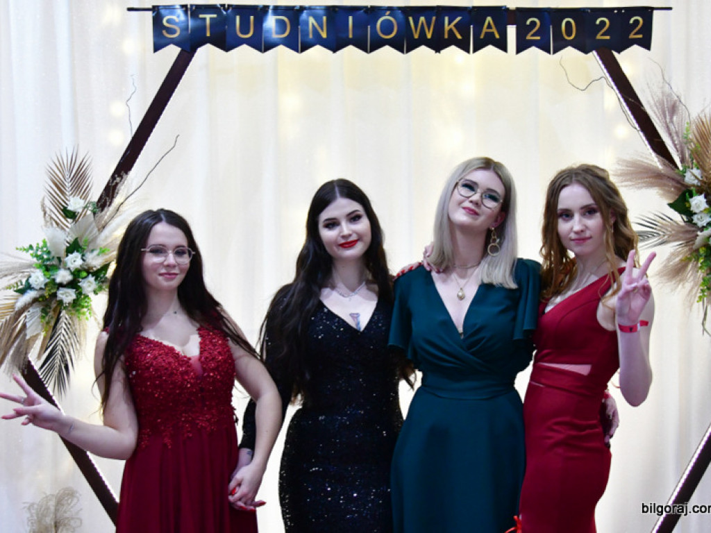 Studniówka uczniów ZSZiO (FOTO, VIDEO)