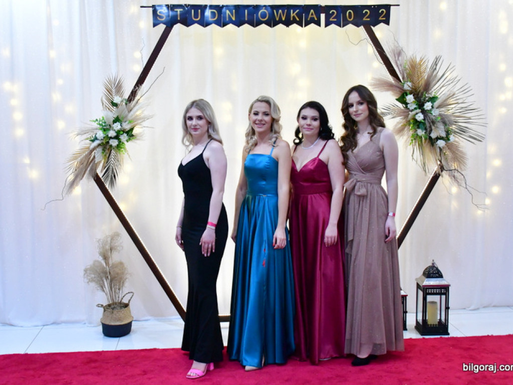 Studniówka uczniów ZSZiO (FOTO, VIDEO)