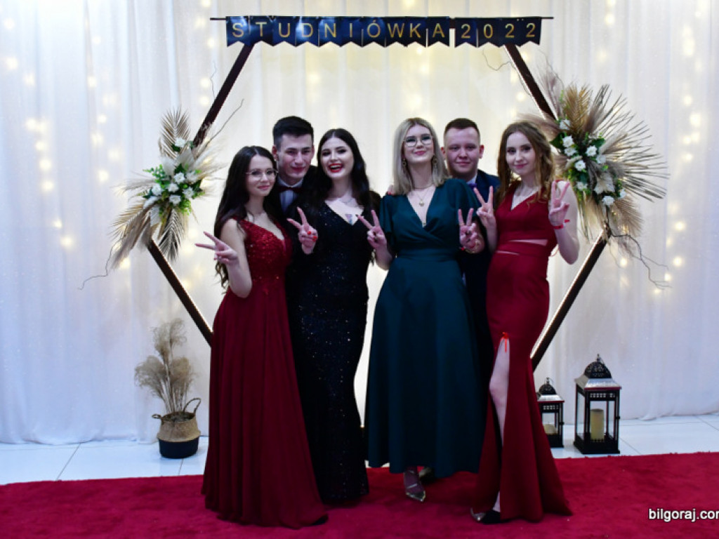 Studniówka uczniów ZSZiO (FOTO, VIDEO)