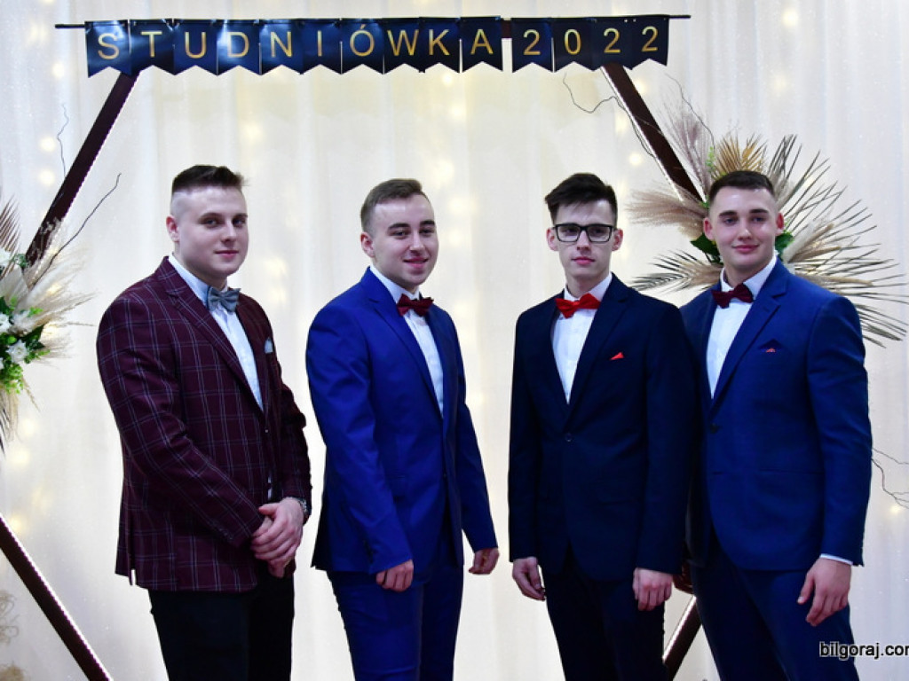 Studniówka uczniów ZSZiO (FOTO, VIDEO)